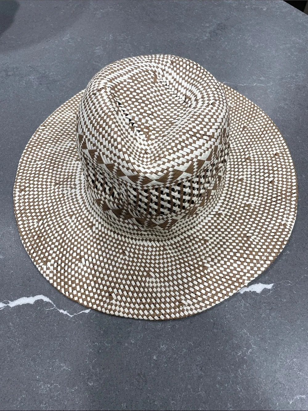 Abercrombie & Fitch Woven Two-Tone Brown and White Fedora Hat